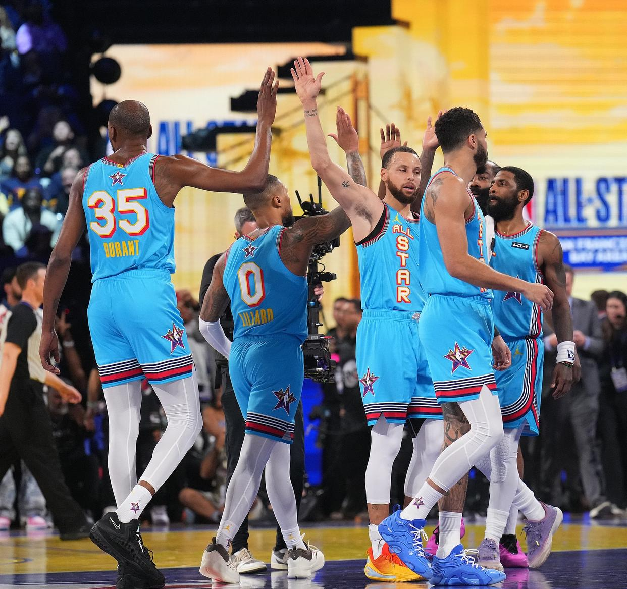 九游体育包含里程碑夜！华盛顿奇才回应争议，NBA季后赛赛后刷纪录，话题不断，轮换策略成焦点的词条