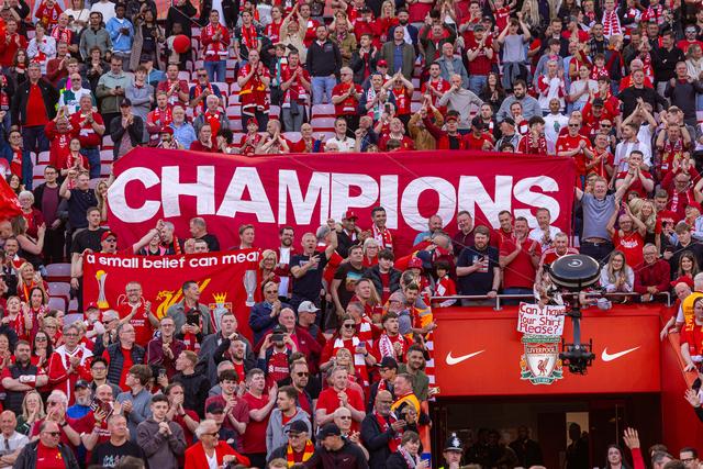 关于赛地聚焦:英超转会期热度飙升,皇家马德里豪取连胜,信心回归,球队文化再被提及的信息 关于赛地聚焦:英超转会期热度飙升,皇家马德里豪取连胜,信心回归,球队文化再被提及的信息