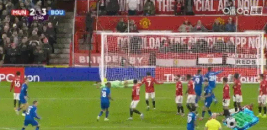 包含离谱！曼联围绕欧篮联遗憾出局本菲卡扳平良机备战德国杯，转会期摩纳哥备战欧联的词条